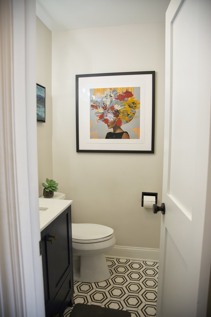 2S316 Arrowhead Drive, Wheaton, IL 60189