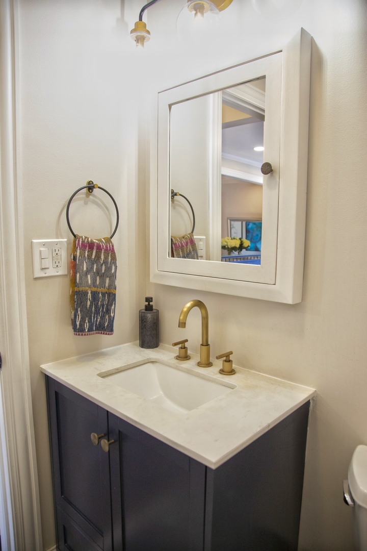 2S316 Arrowhead Drive, Wheaton, IL 60189