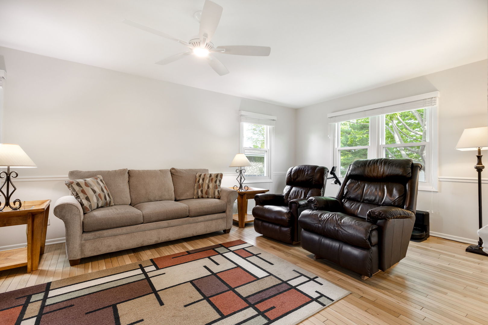 900 Dearborn Circle, Carol Stream, IL 60188