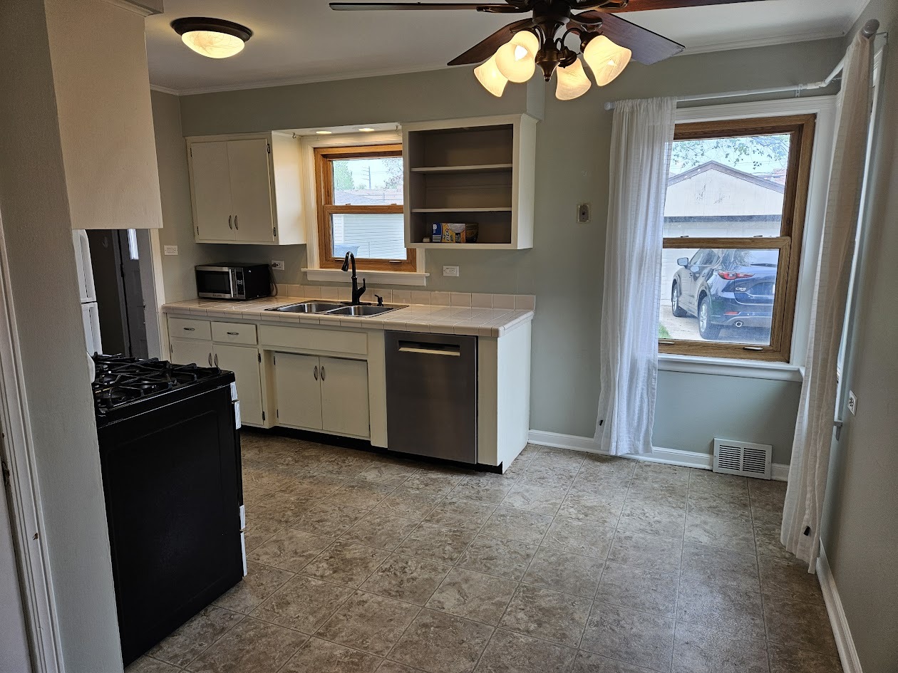 5816 Superior Street, Berkeley, IL 60163