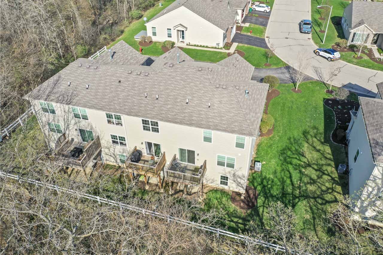 7077 Hidden Green Circle, Fox Lake, IL 60020