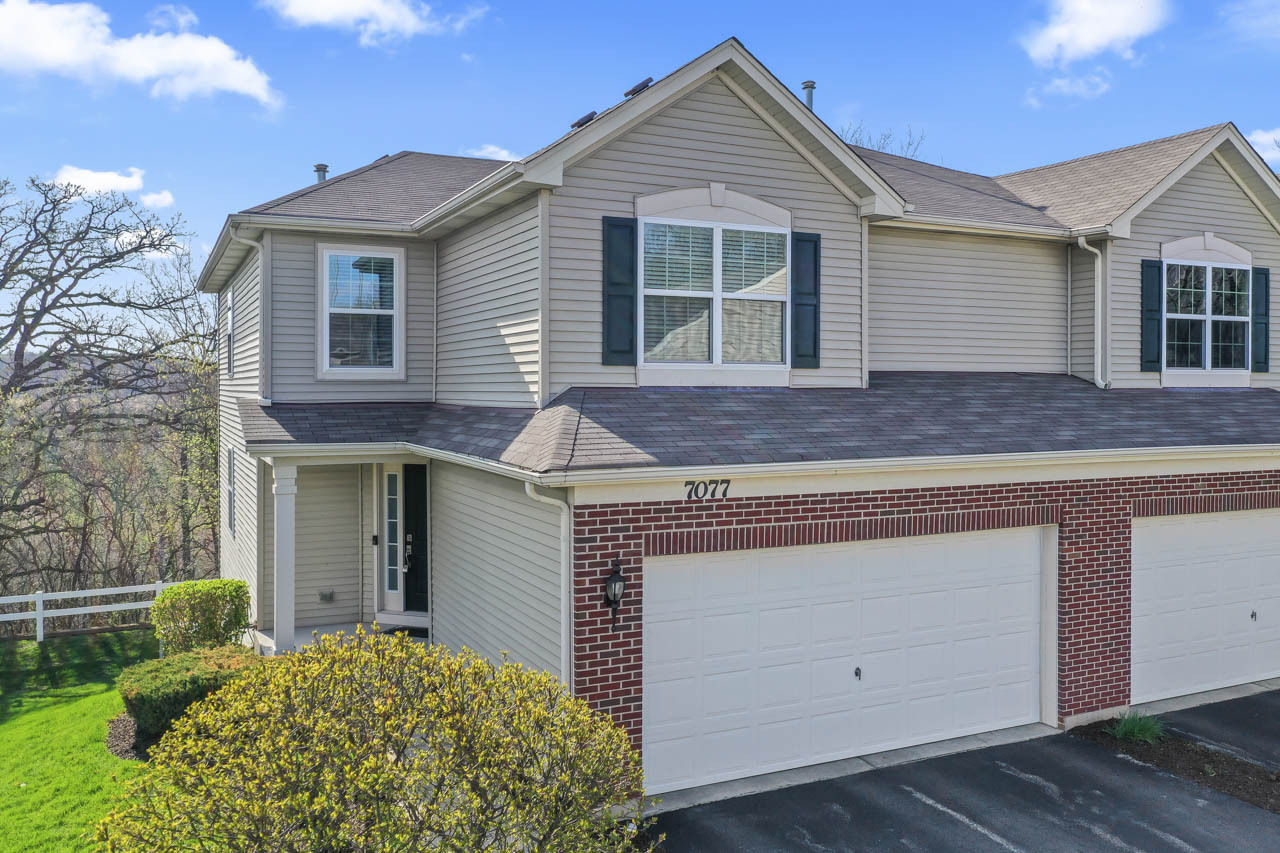 7077 Hidden Green Circle, Fox Lake, IL 60020