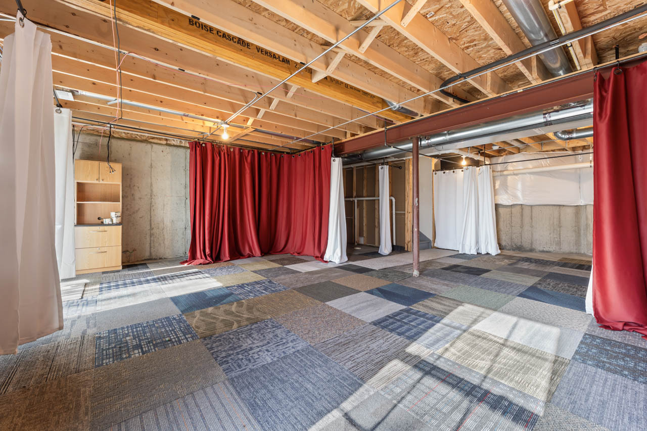 7077 Hidden Green Circle, Fox Lake, IL 60020