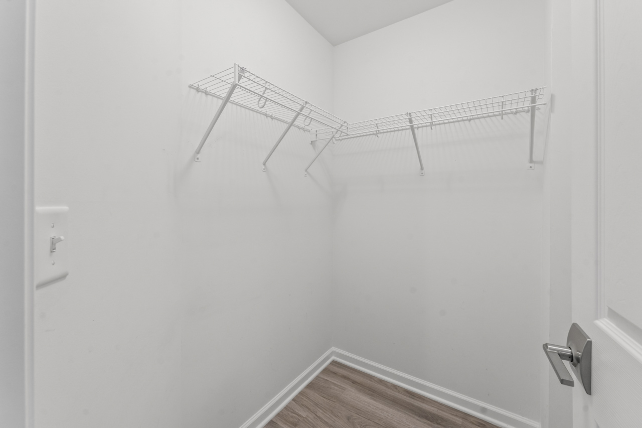 7077 Hidden Green Circle, Fox Lake, IL 60020