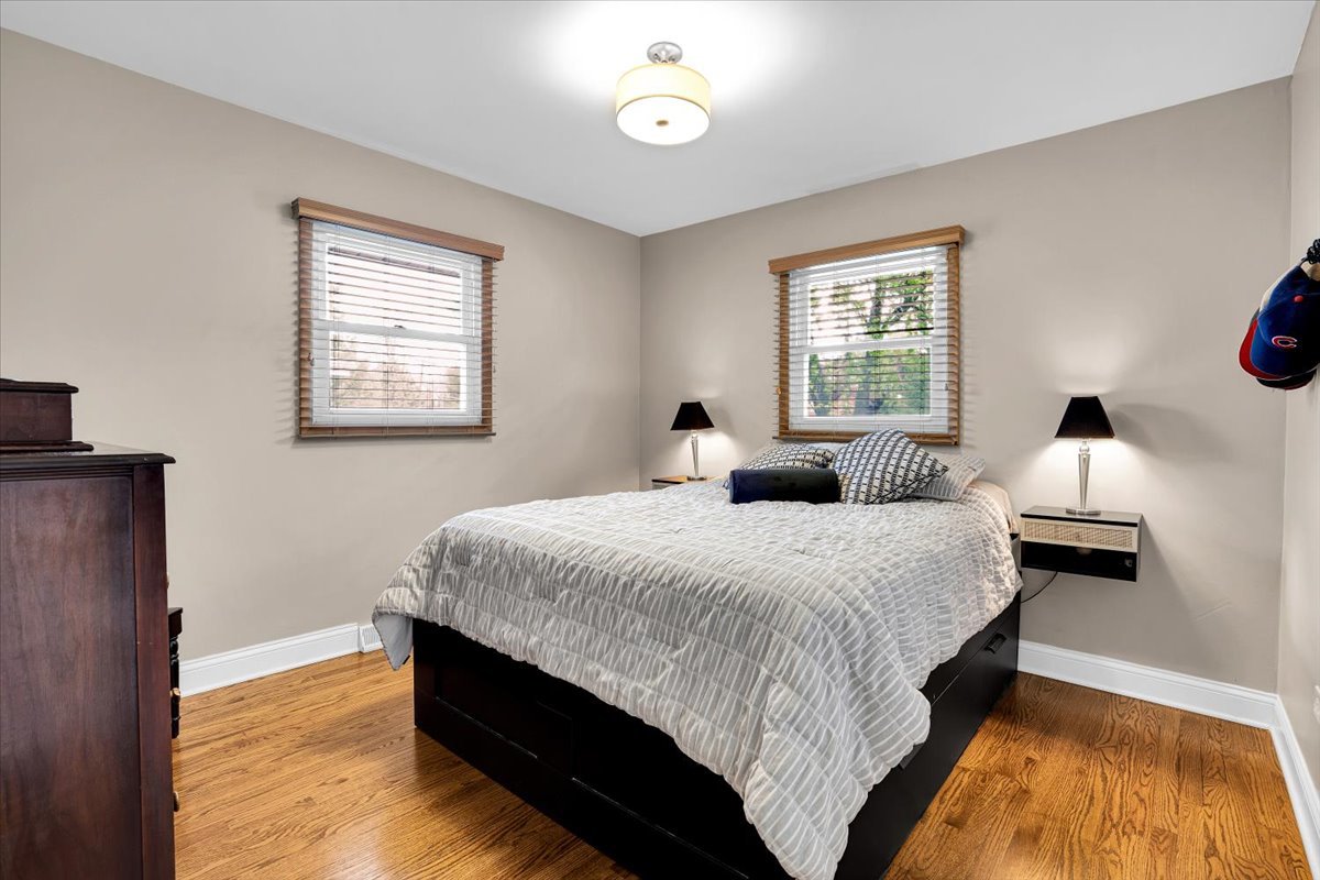 4020 N Adams Street, Westmont, IL 60559