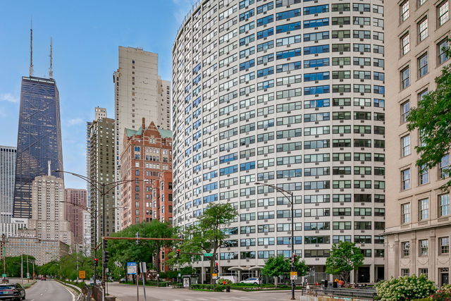 1150 N Lake Shore Drive #22A, Chicago, IL 60611