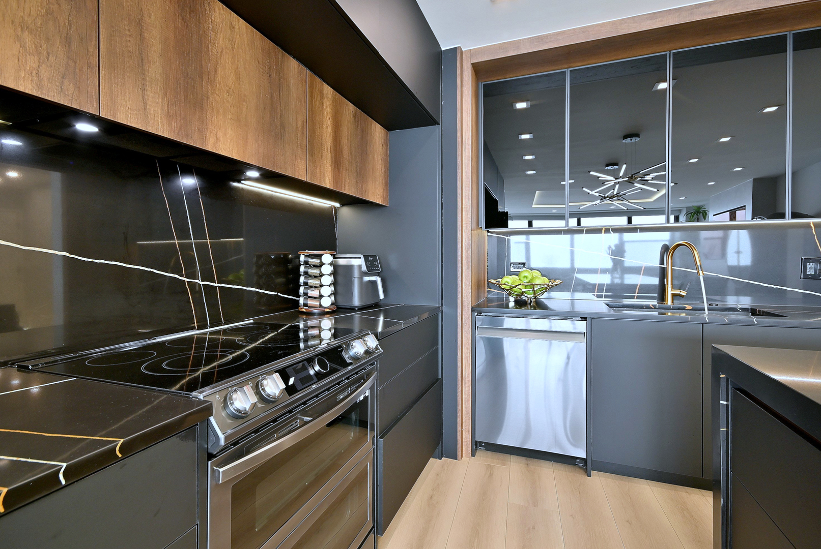 1150 N Lake Shore Drive #22A, Chicago, IL 60611