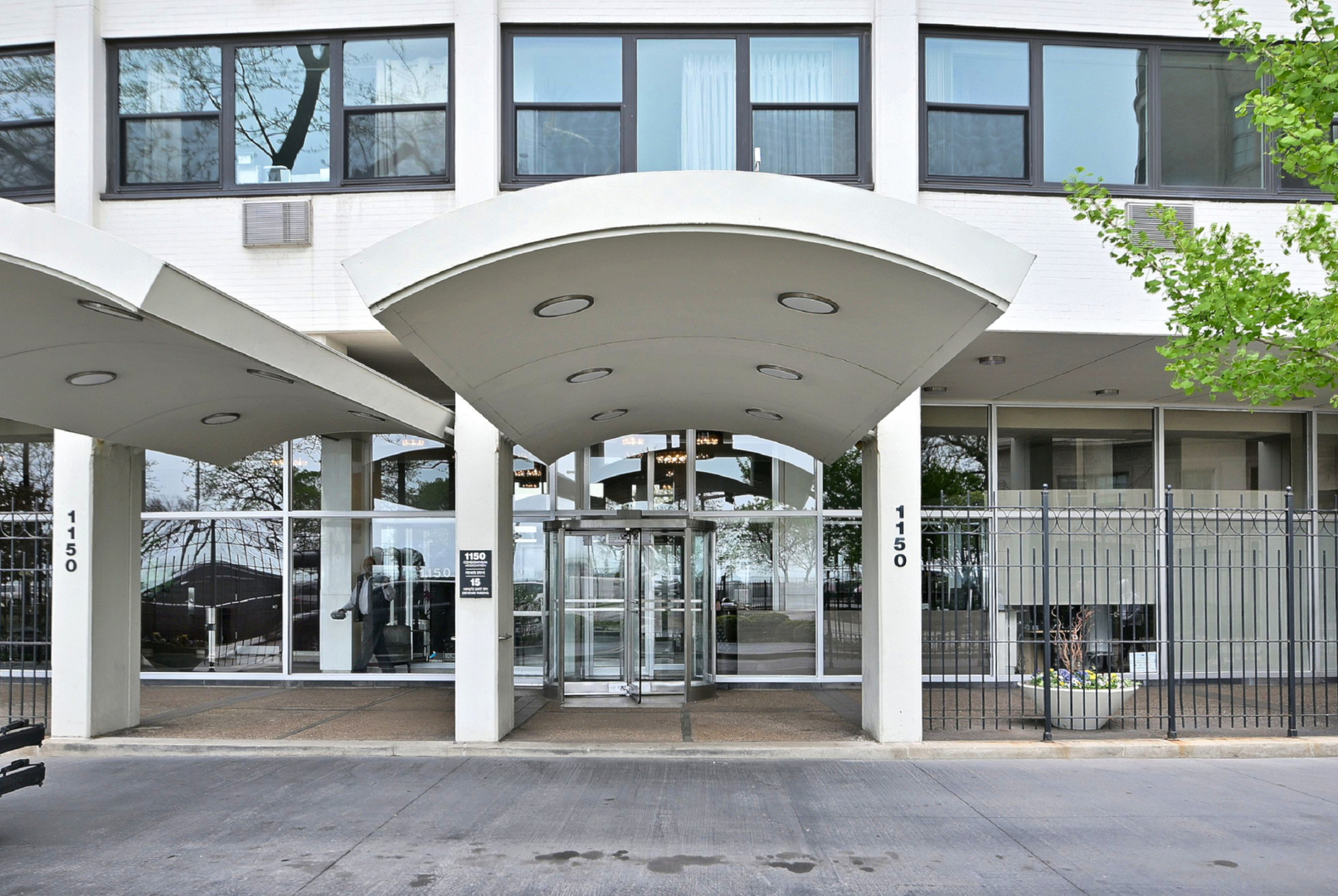 1150 N Lake Shore Drive #22A, Chicago, IL 60611