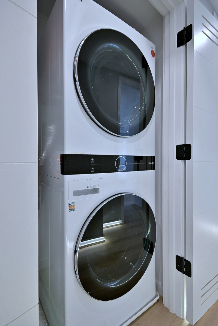 1150 N Lake Shore Drive #22A, Chicago, IL 60611