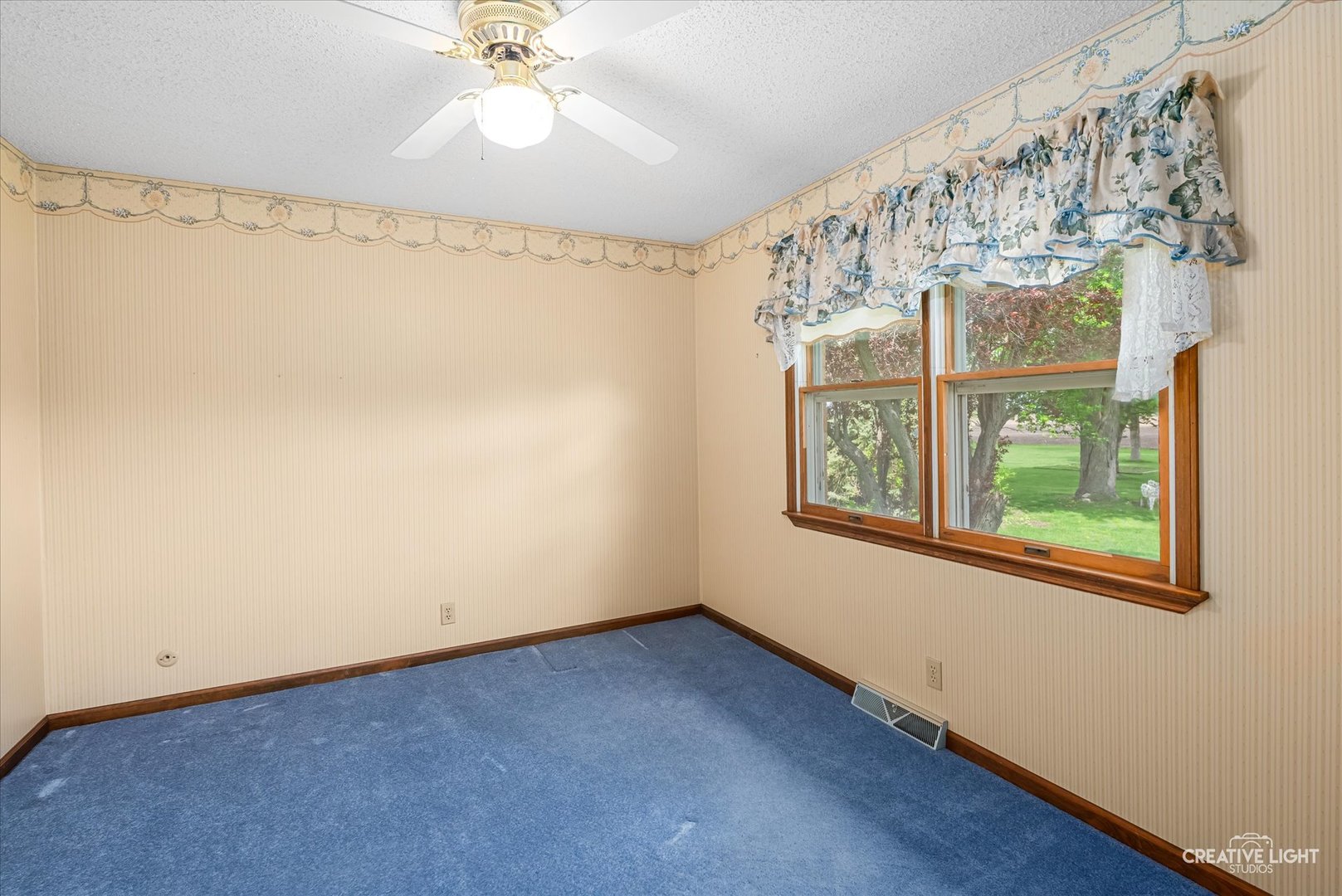 225 W Joliet Street, Newark, IL 60541