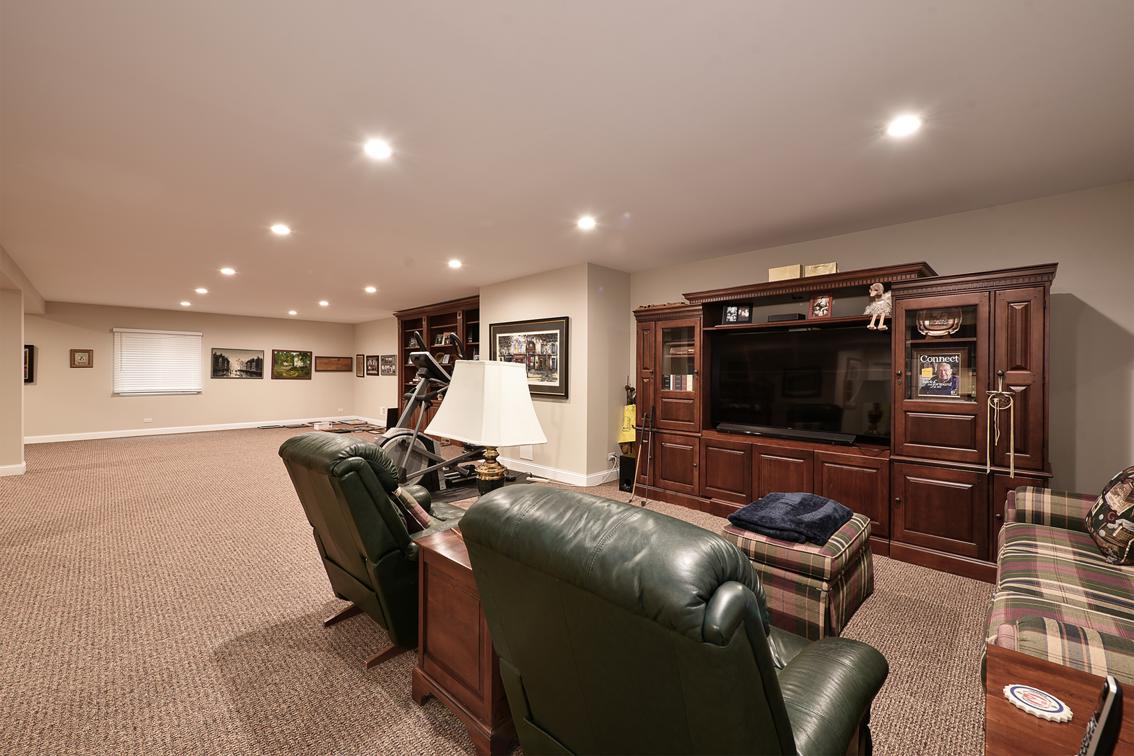 907 Middleton Lane, Inverness, IL 60010