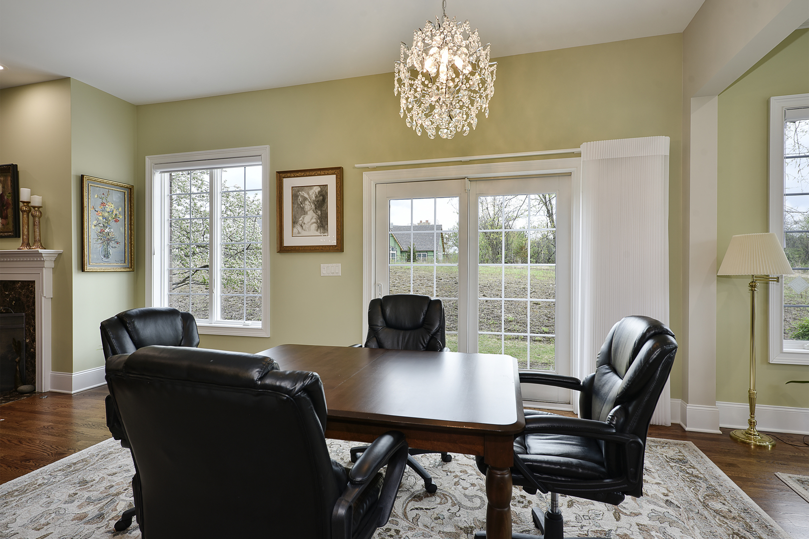 907 Middleton Lane, Inverness, IL 60010