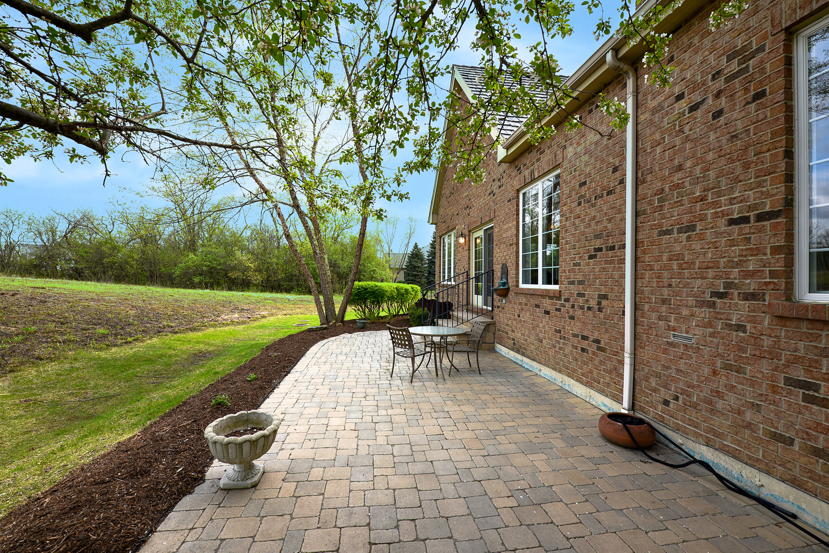 907 Middleton Lane, Inverness, IL 60010