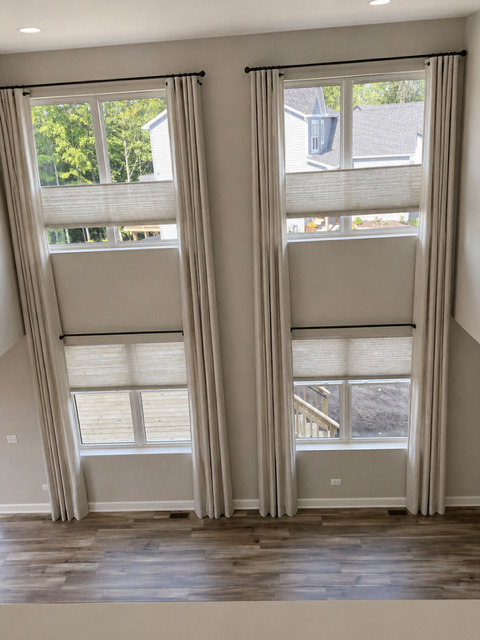 1165 Timber Oak Court, Yorkville, IL 60560