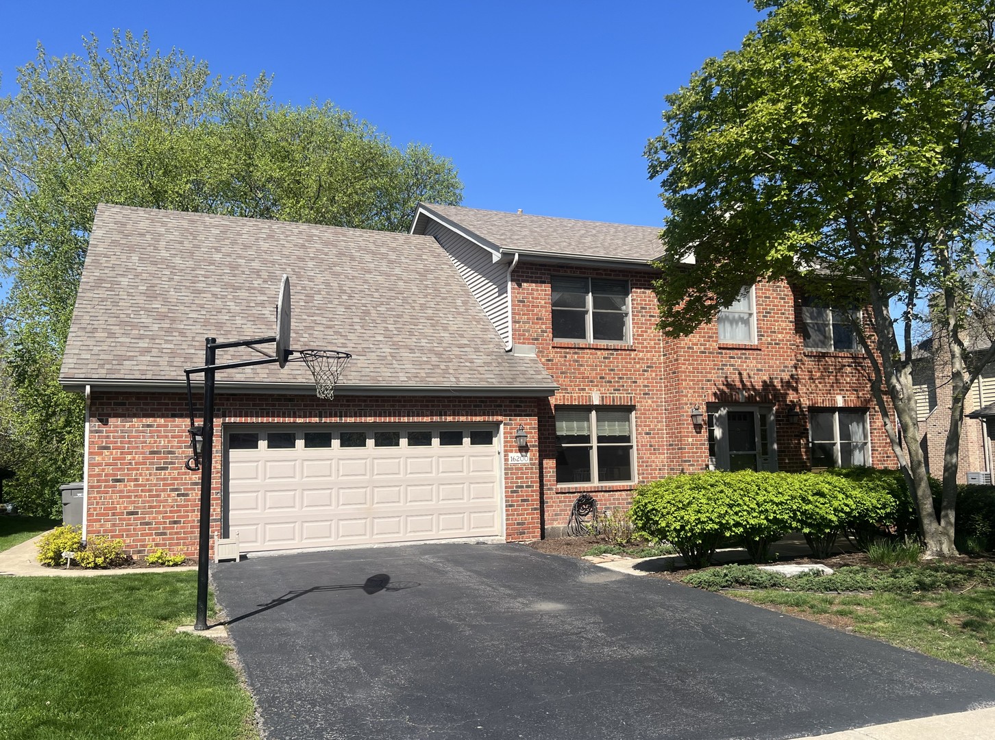 16200 Kingsport Road, Orland Park, IL 60467