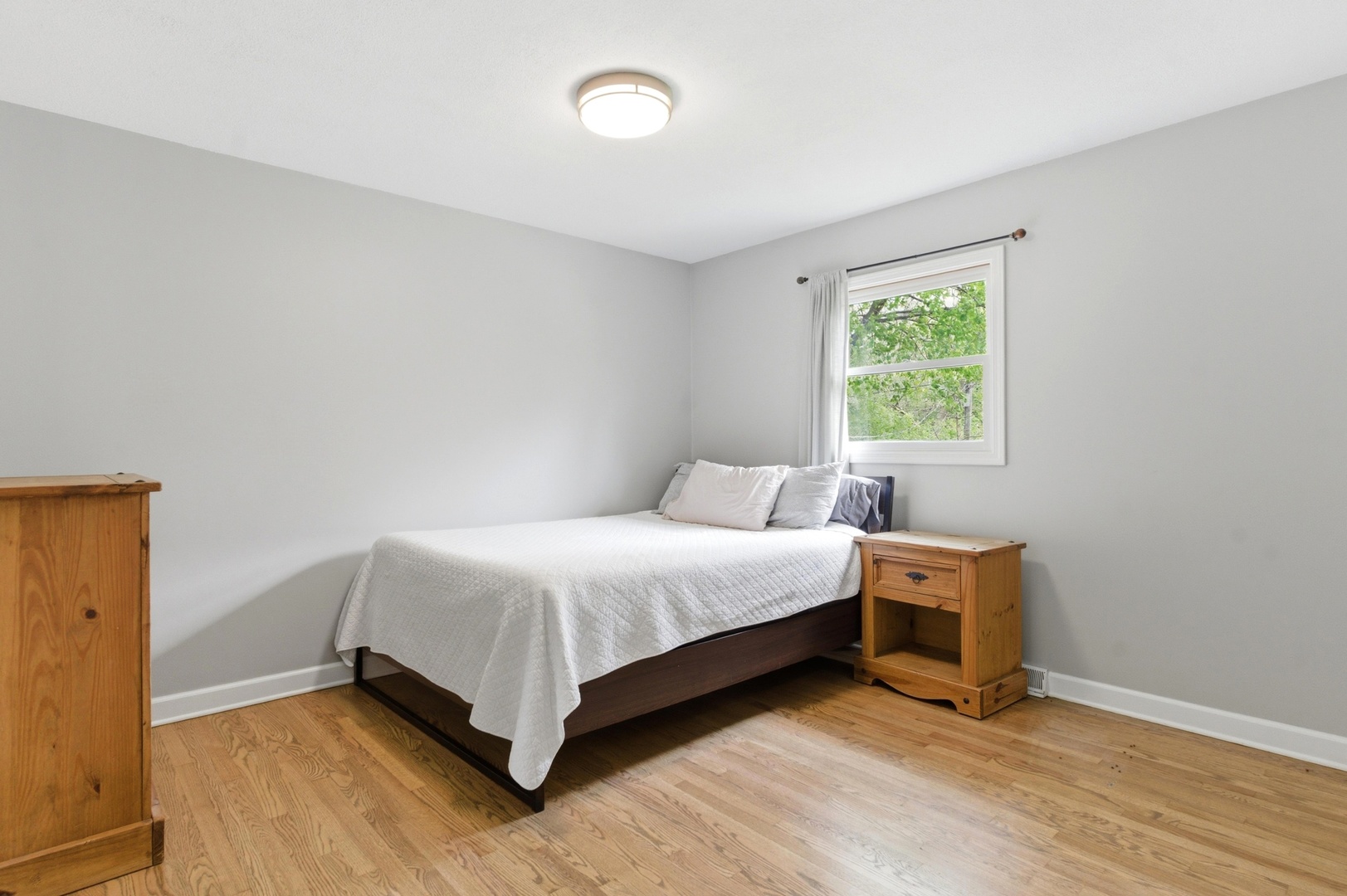 0N717 Knollwood Drive, Wheaton, IL 60187