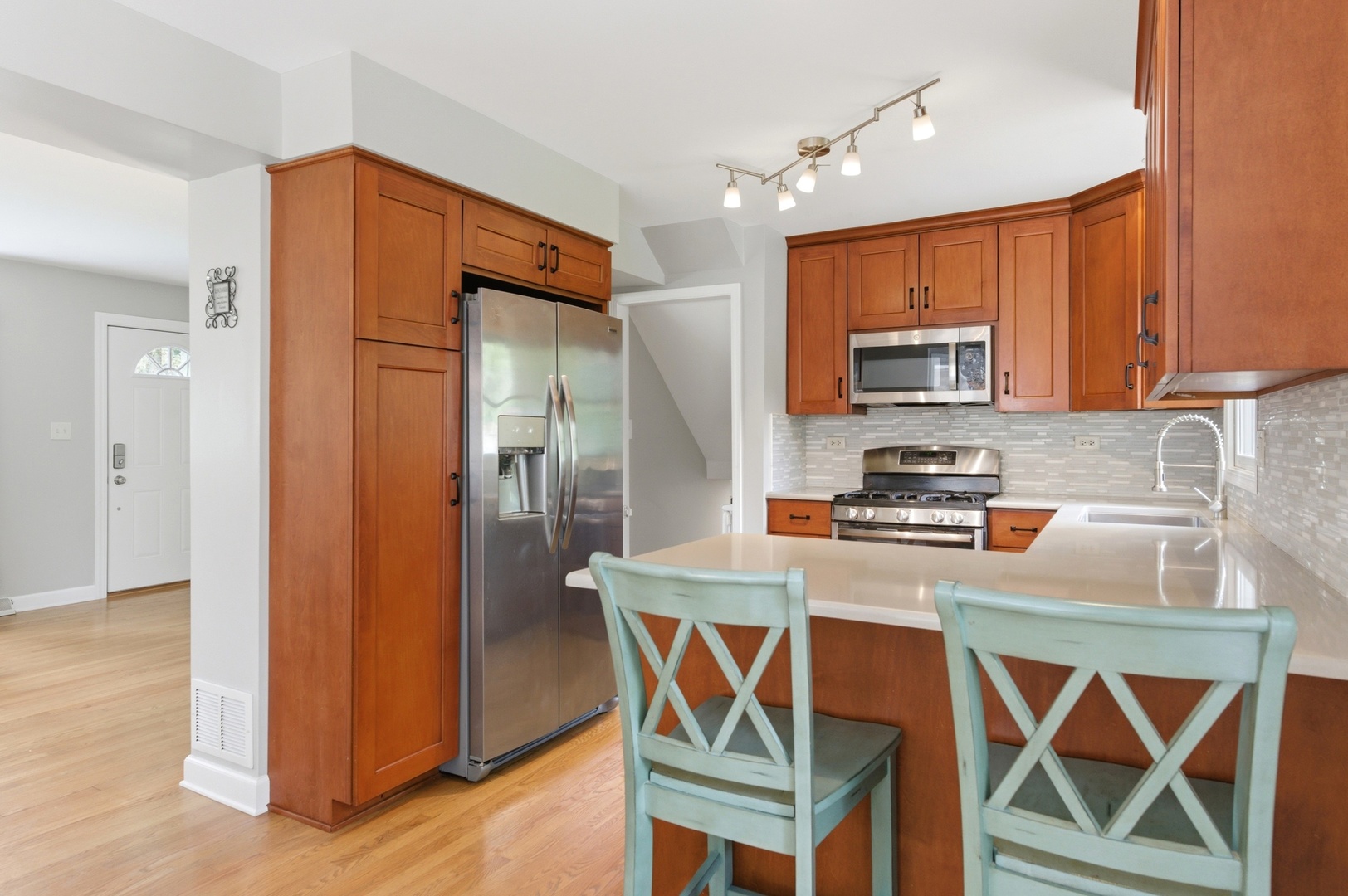 0N717 Knollwood Drive, Wheaton, IL 60187