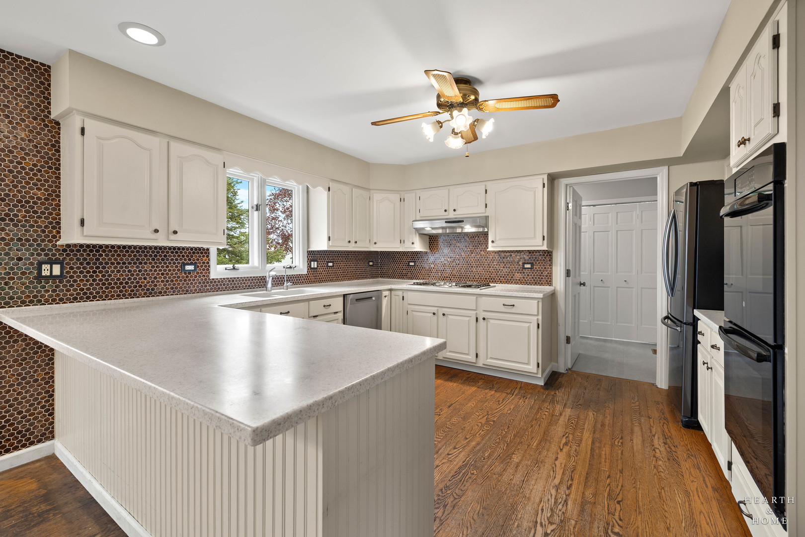 544 S Prairie Street, Cary, IL 60013