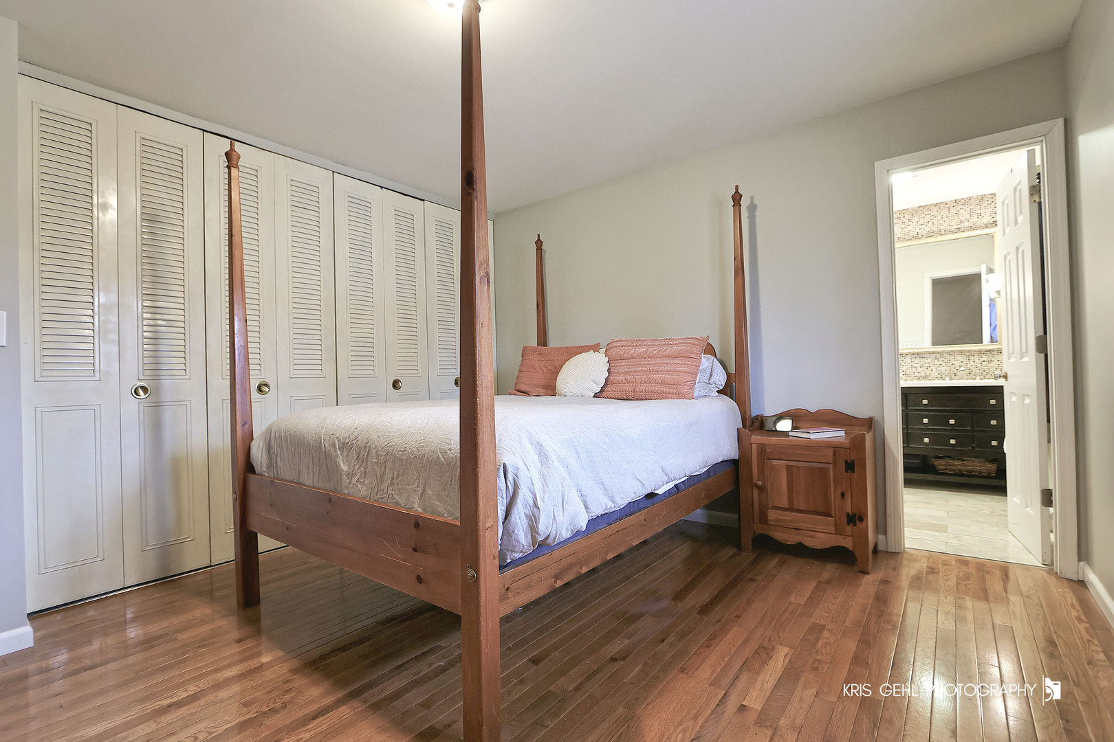 15417 W Fair Lane, Libertyville, IL 60048