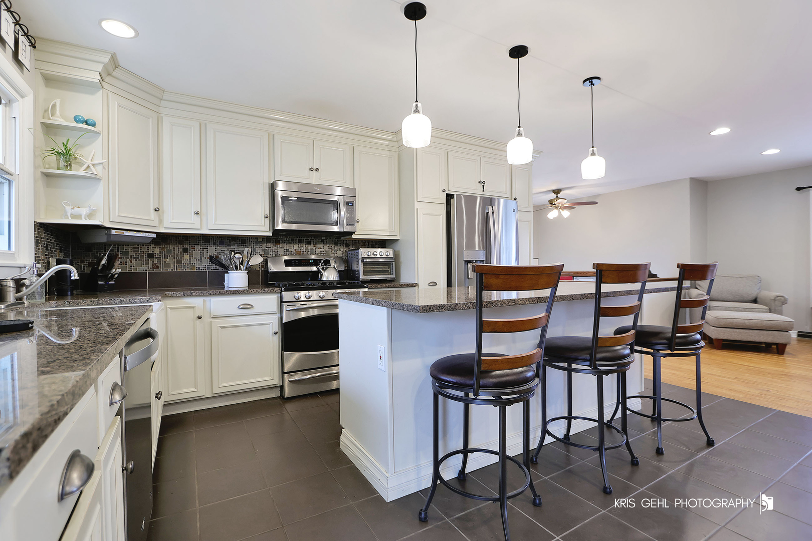 15417 W Fair Lane, Libertyville, IL 60048