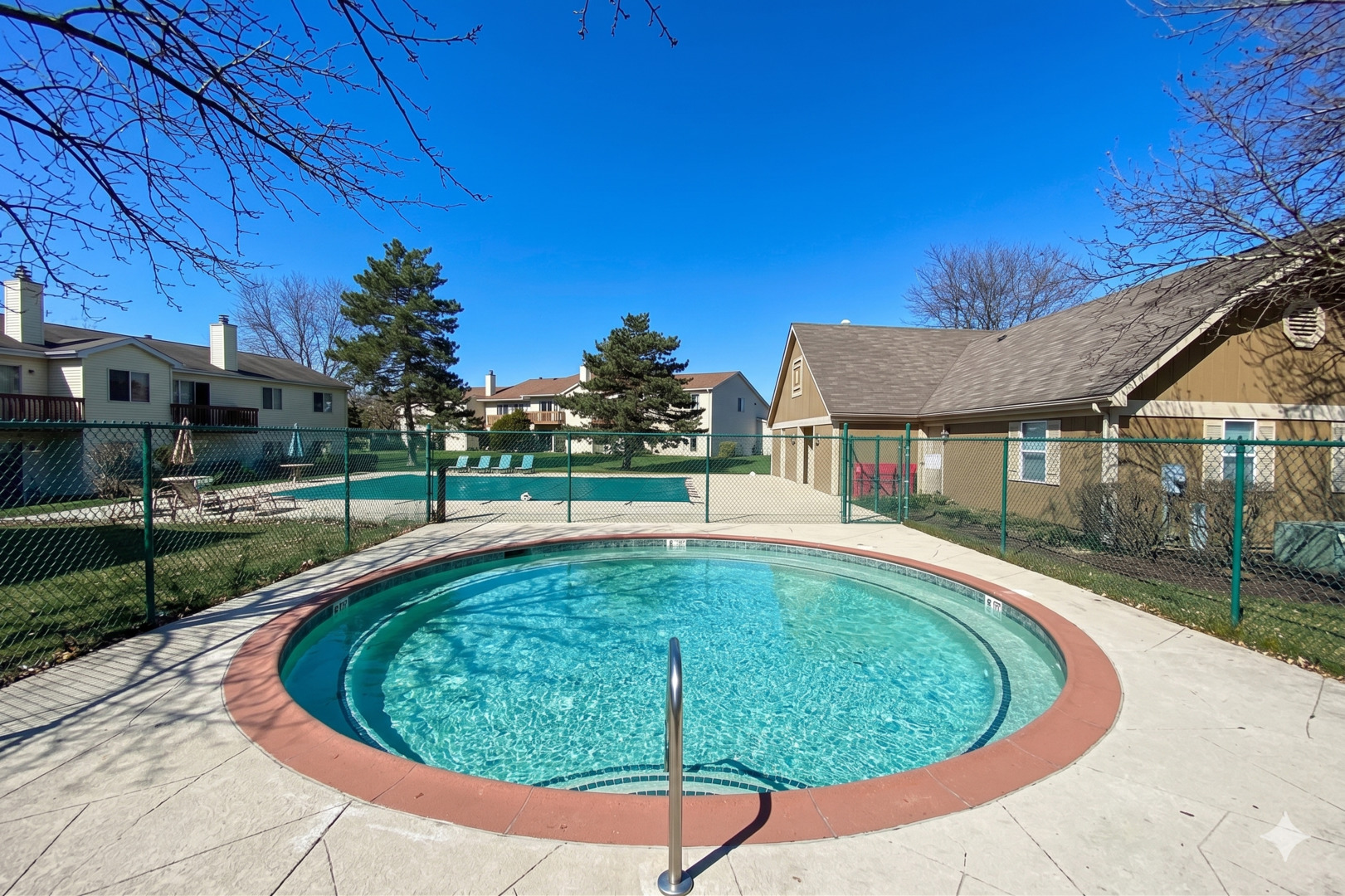 360 NEWPORT Lane #C1, Bartlett, IL 60103