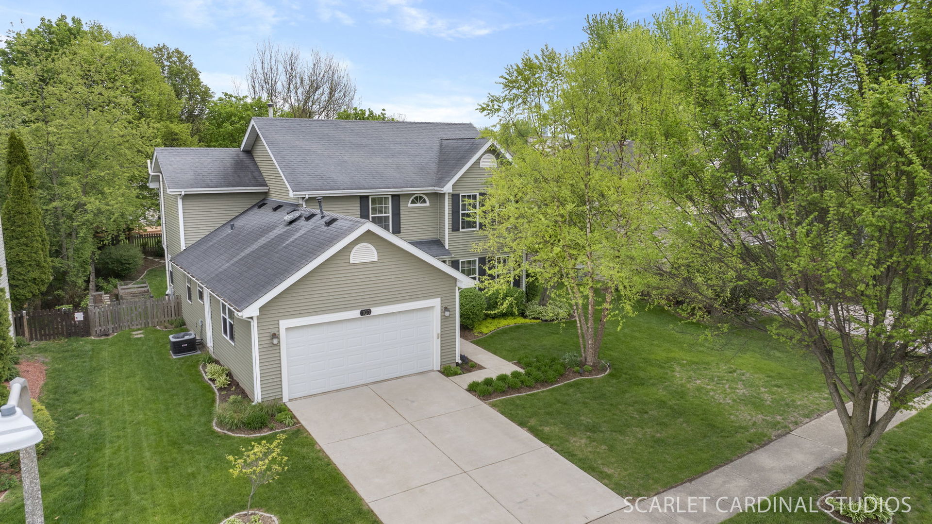 103 Forestview Lane, Aurora, IL 60502
