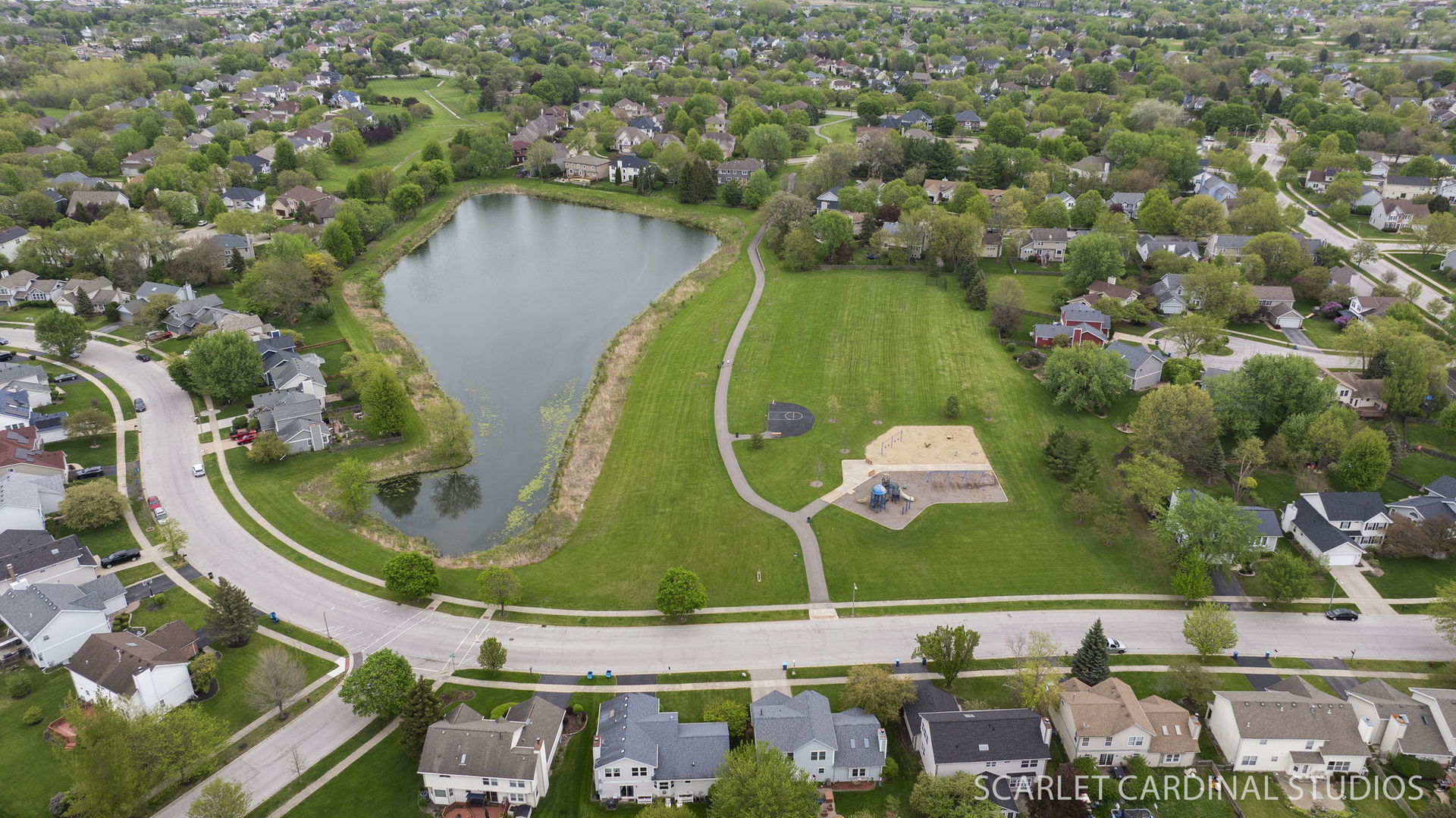 103 Forestview Lane, Aurora, IL 60502