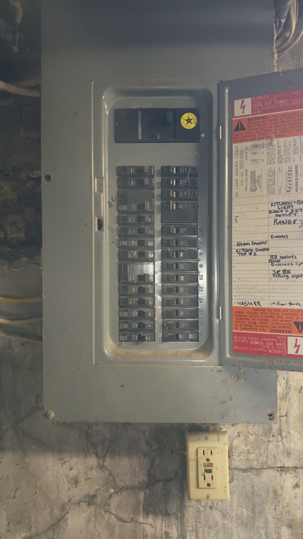 504 Douglas Street, Bloomington, IL 61701