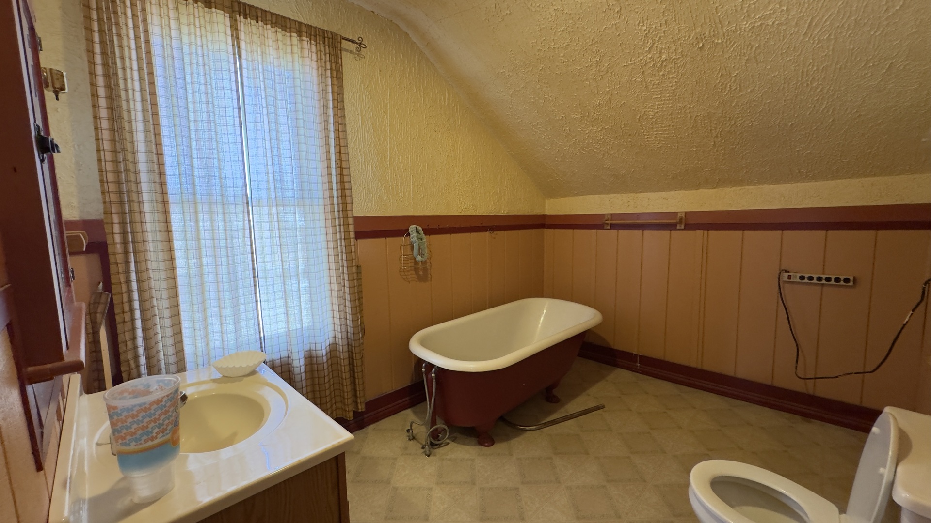 504 Douglas Street, Bloomington, IL 61701