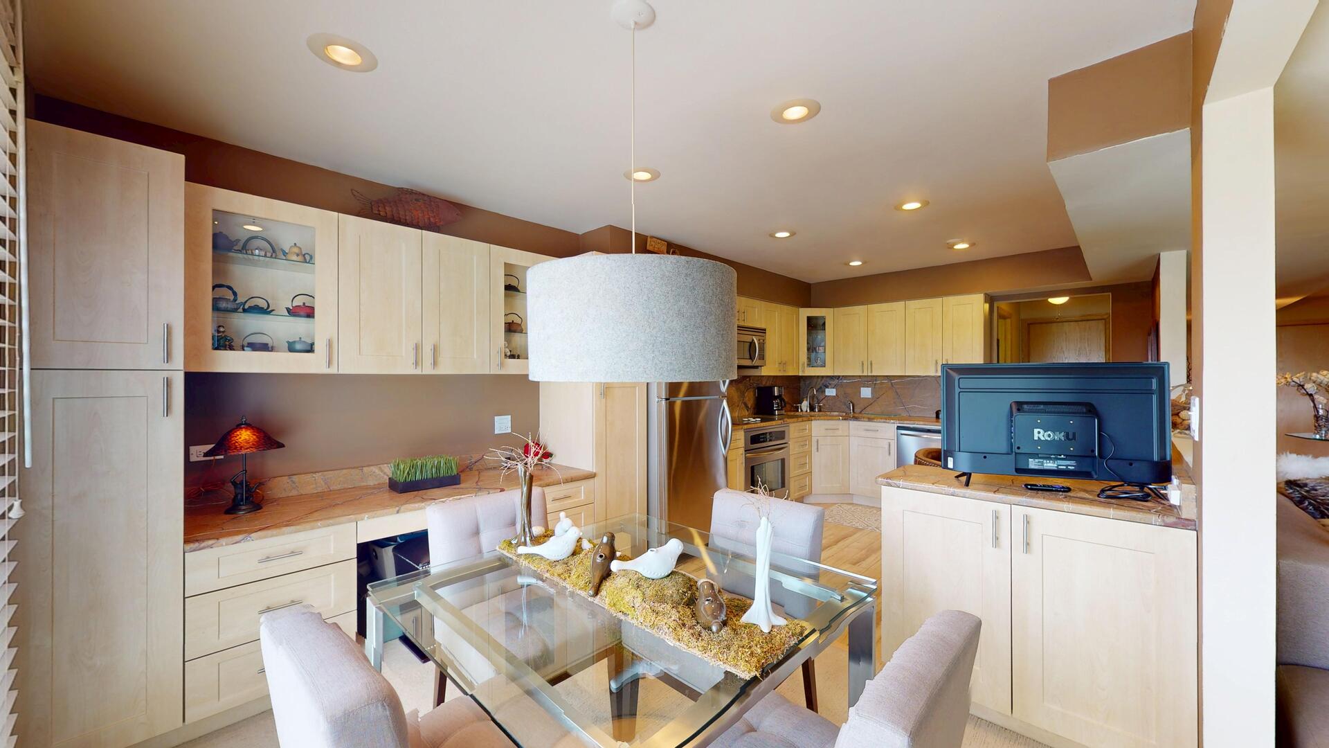 8305 Highpoint Circle #F, Darien, IL 60561