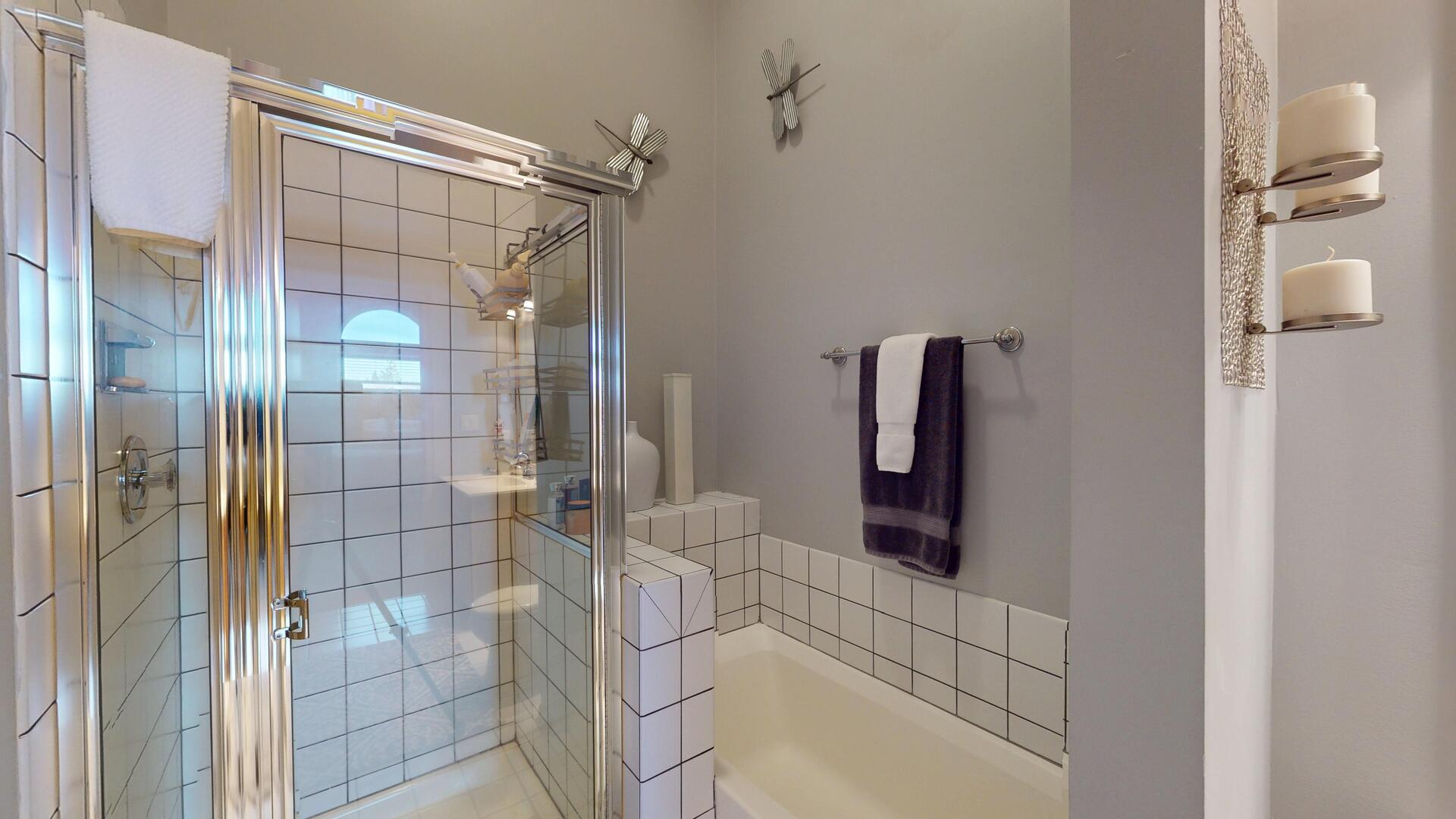 8305 Highpoint Circle #F, Darien, IL 60561