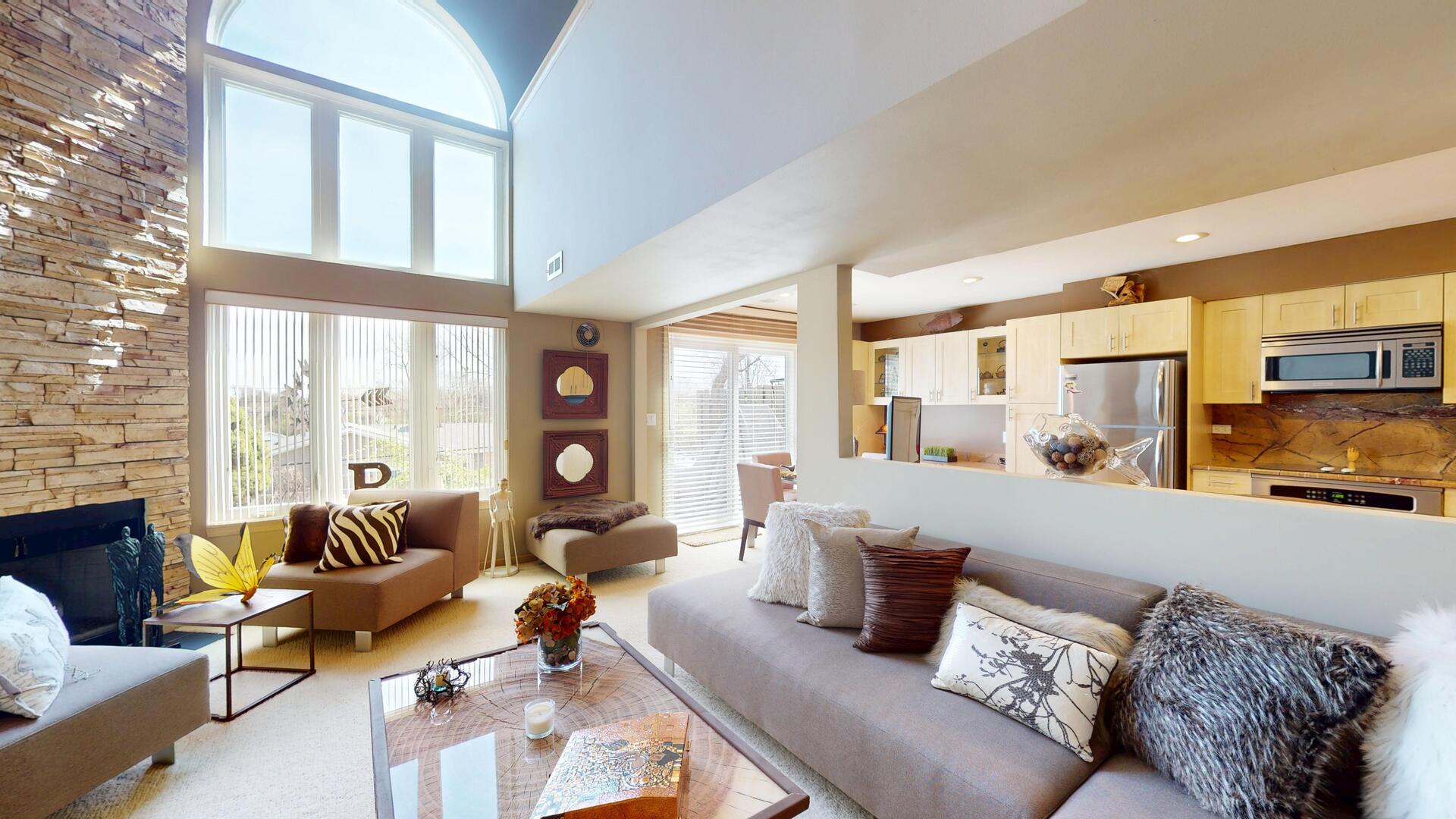 8305 Highpoint Circle #F, Darien, IL 60561