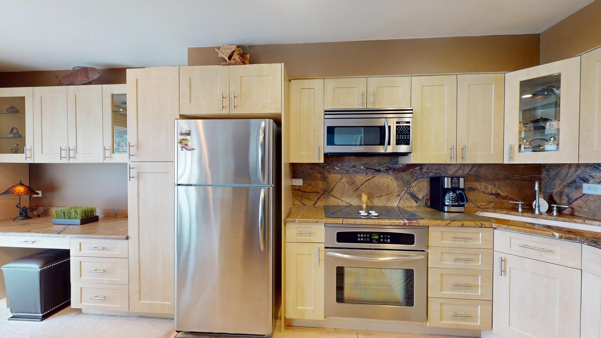 8305 Highpoint Circle #F, Darien, IL 60561