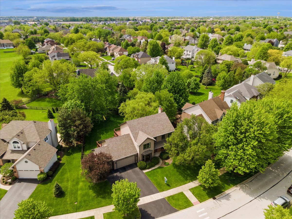 2228 Snapdragon Road, Naperville, IL 60564