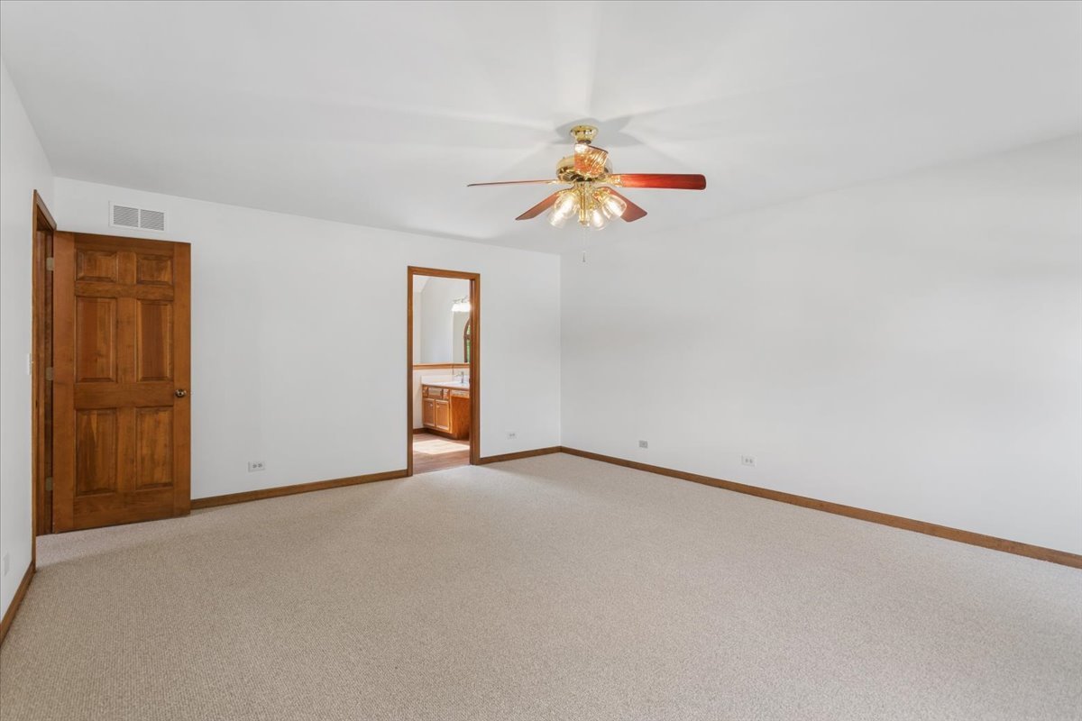 2228 Snapdragon Road, Naperville, IL 60564