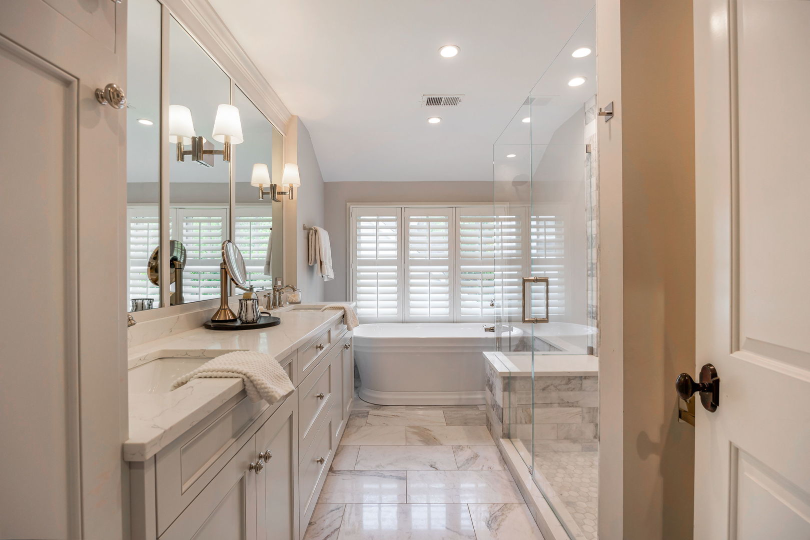 626 S Quincy Street, Hinsdale, IL 60521