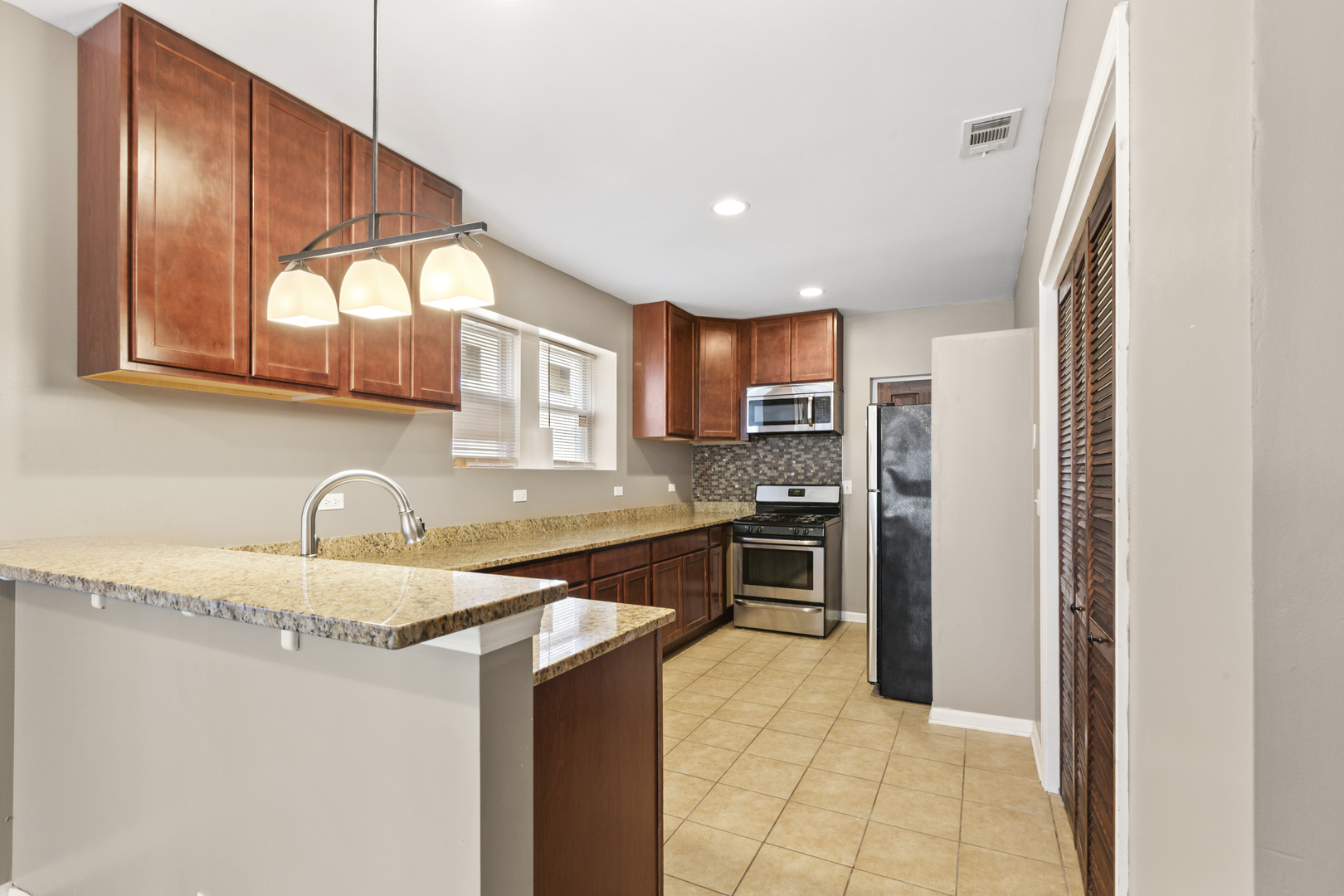 323 Memorial Drive #2, Calumet City, IL 60409
