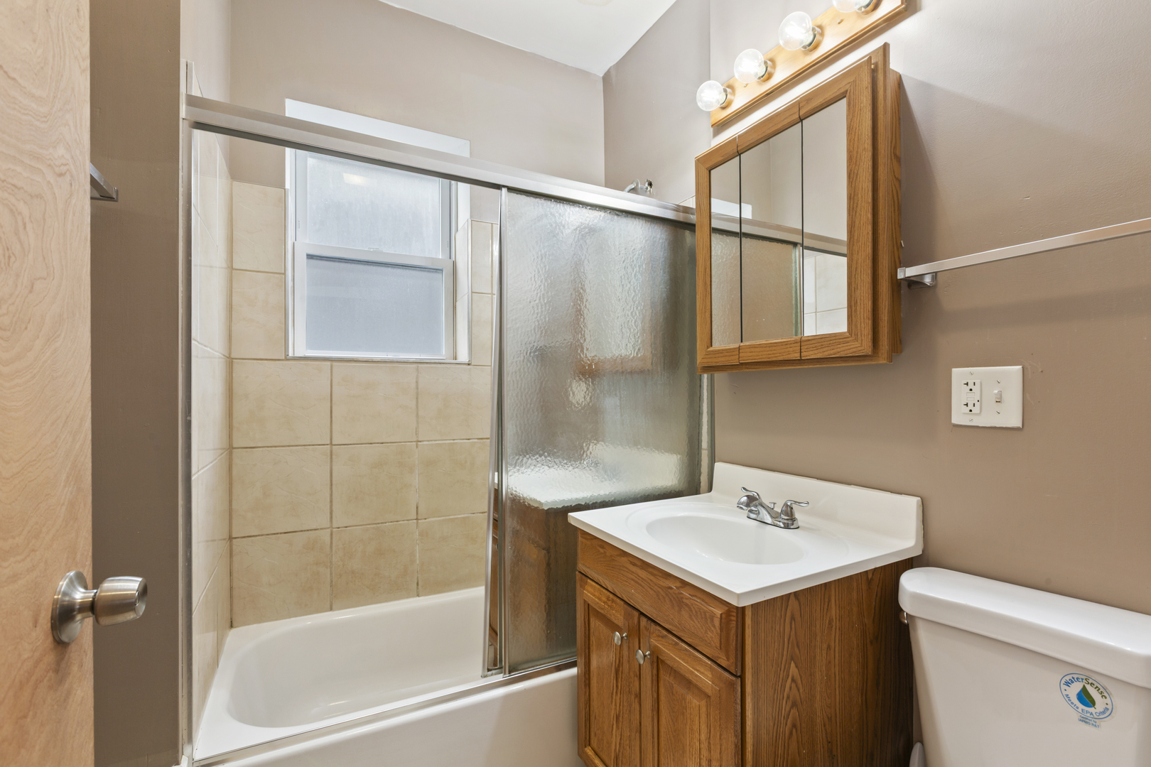 323 Memorial Drive #2, Calumet City, IL 60409