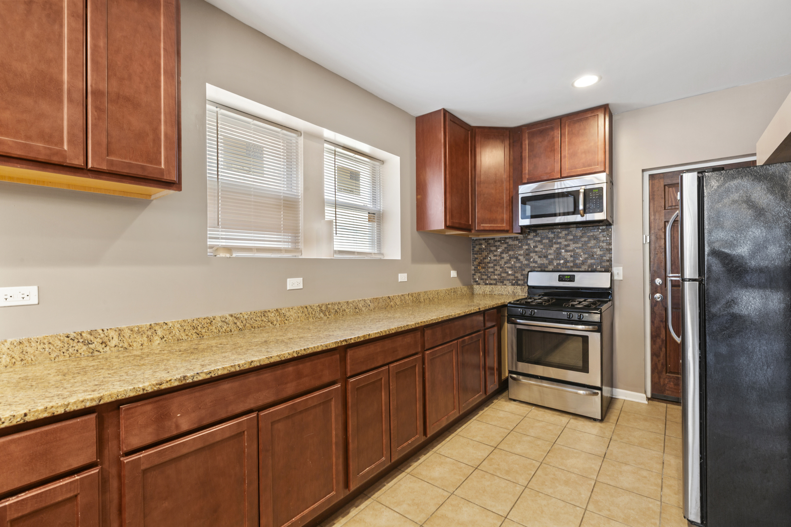 323 Memorial Drive #2, Calumet City, IL 60409