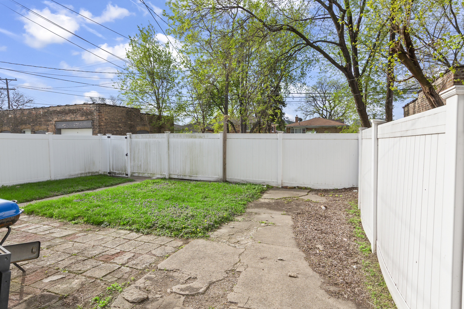 323 Memorial Drive #2, Calumet City, IL 60409