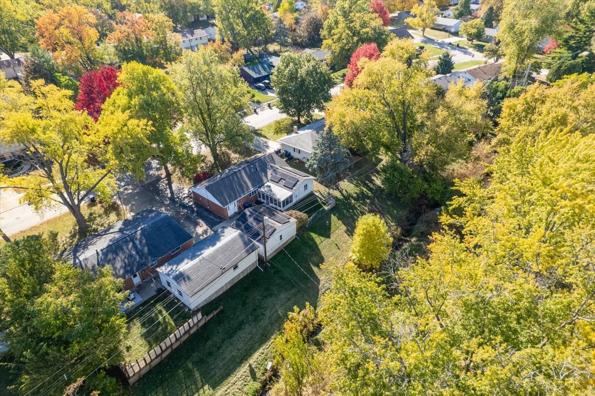 310 Rowe Drive, Bloomington, IL 61701