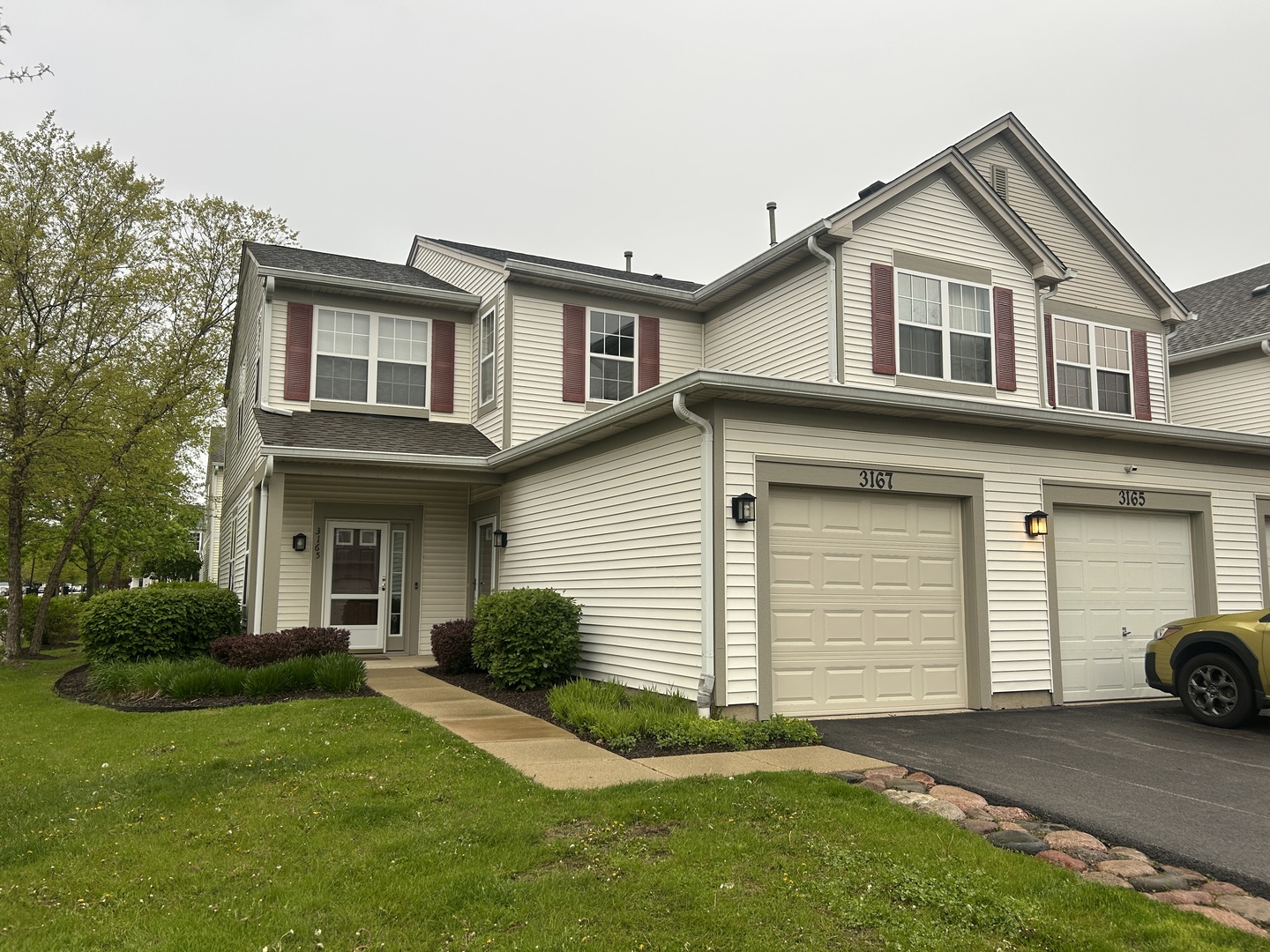 3165 Falling Waters Lane #3165, Lindenhurst, IL 60046