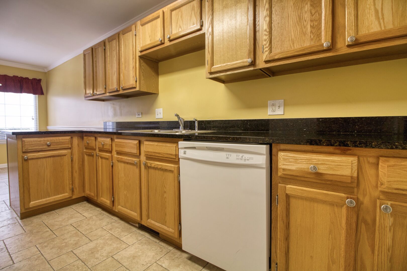 1160 Hawthorne Lane #1160, Elk Grove Village, IL 60007