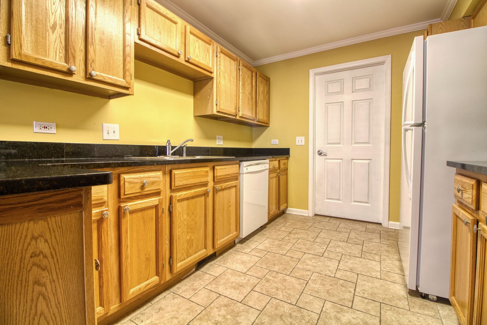 1160 Hawthorne Lane #1160, Elk Grove Village, IL 60007