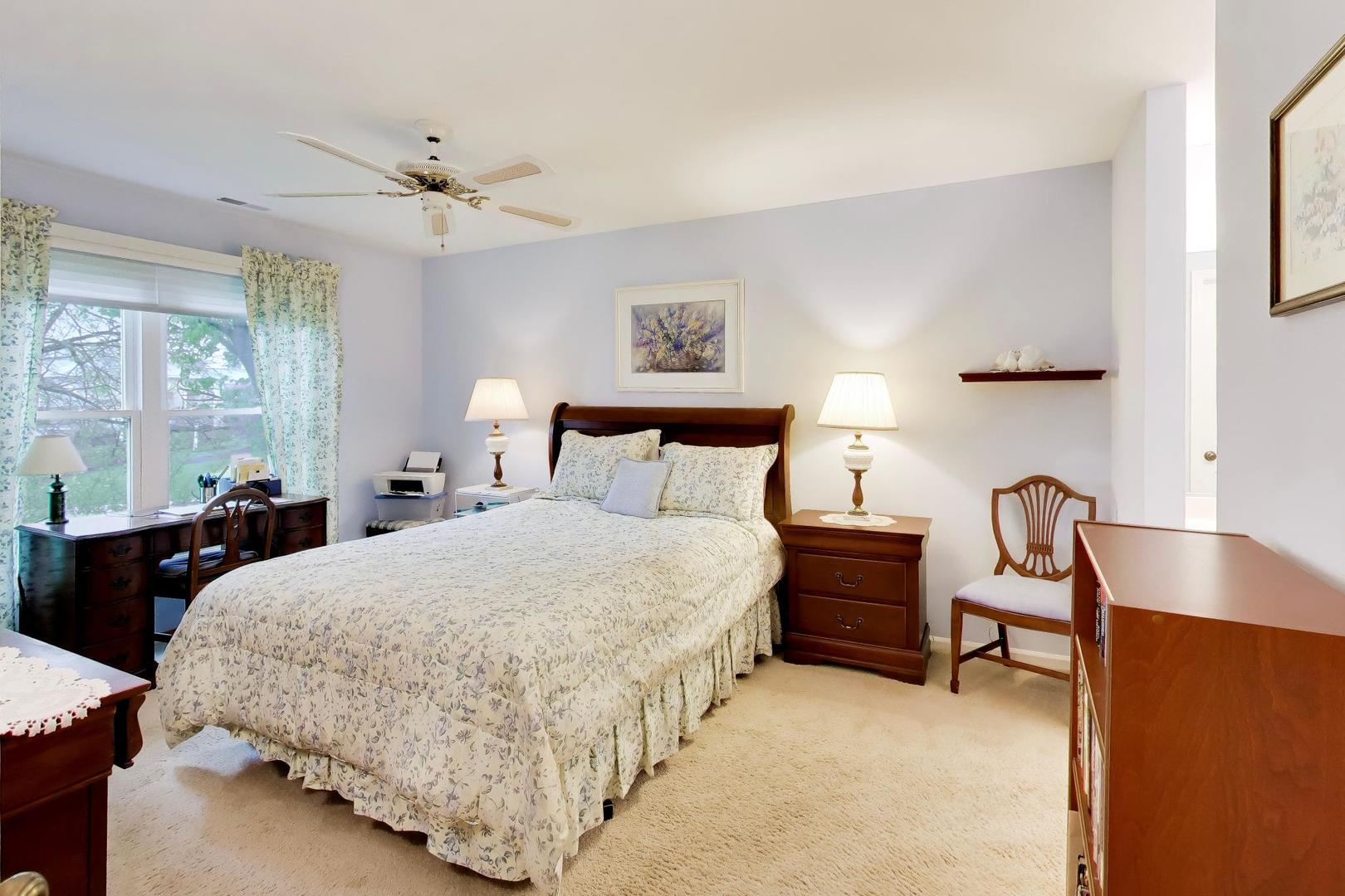 2529 Live Oak Lane, Buffalo Grove, IL 60089