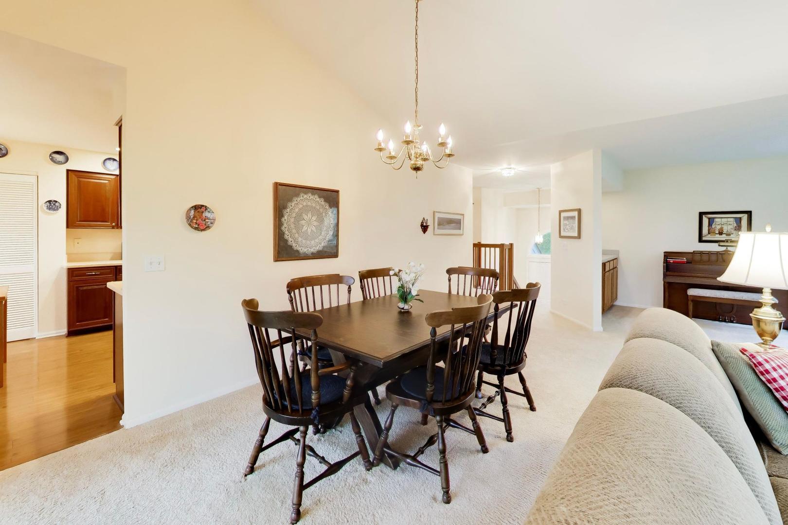 2529 Live Oak Lane, Buffalo Grove, IL 60089