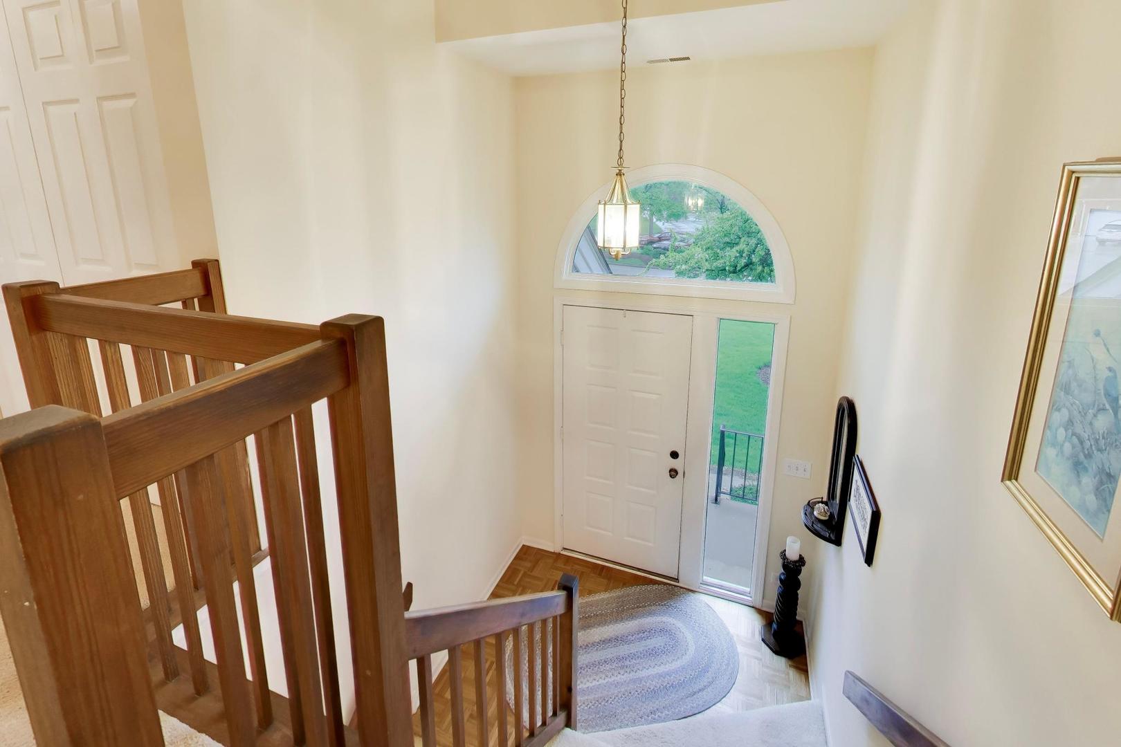 2529 Live Oak Lane, Buffalo Grove, IL 60089