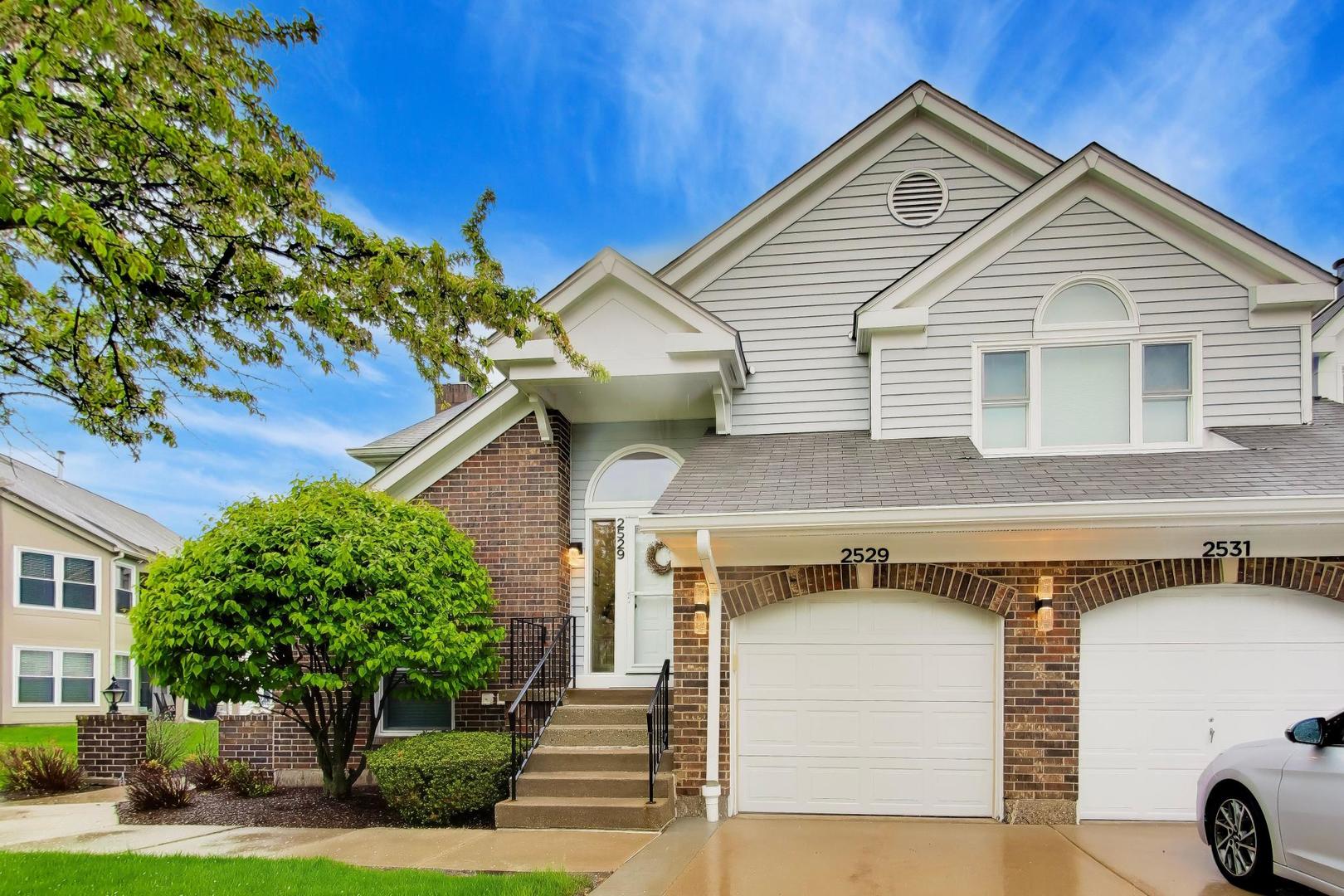 2529 Live Oak Lane, Buffalo Grove, IL 60089