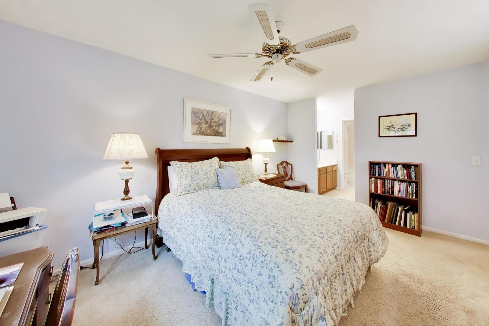 2529 Live Oak Lane, Buffalo Grove, IL 60089