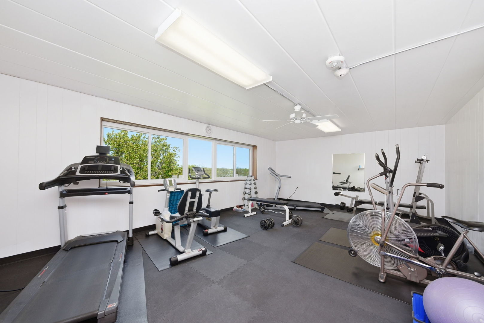 5300 Walnut Avenue #23C, Downers Grove, IL 60515